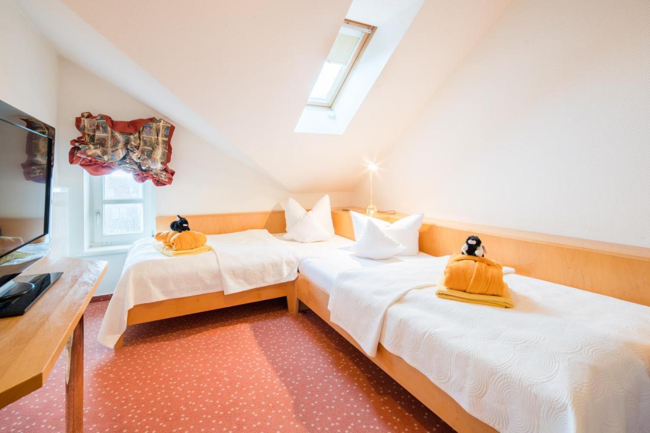 Inselhotel Vierjahreszeiten บอร์คุม ภายนอก รูปภาพ